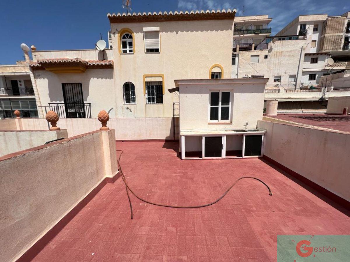 Venta de casa en Salobreña