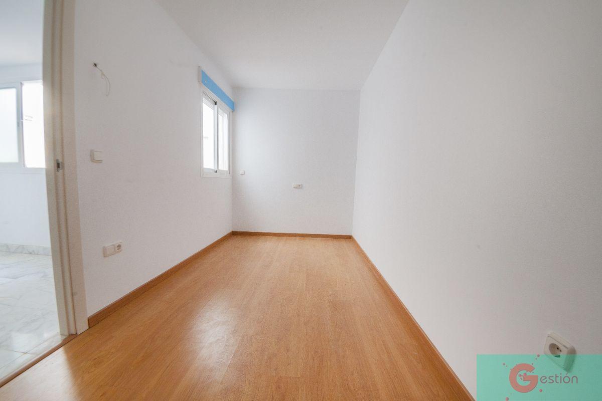 For sale of apartment in Salobreña