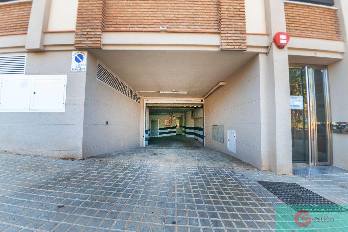 For sale of apartment in Salobreña