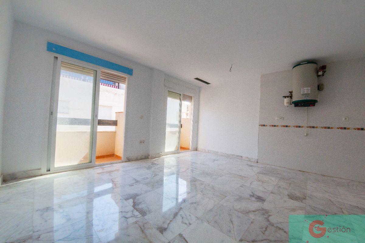For sale of apartment in Salobreña