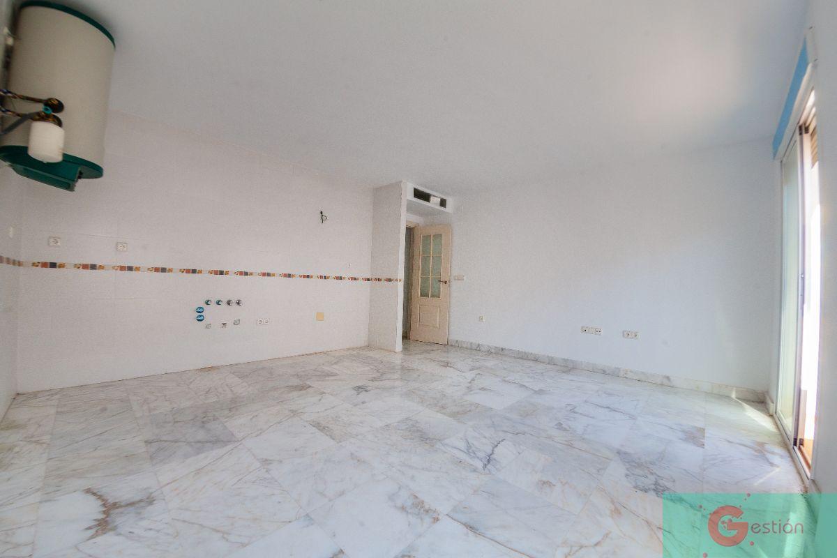 For sale of apartment in Salobreña