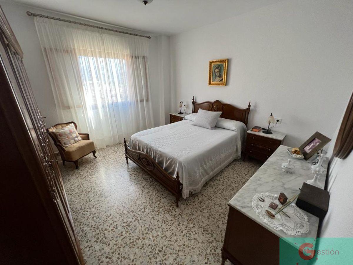 For sale of apartment in Salobreña