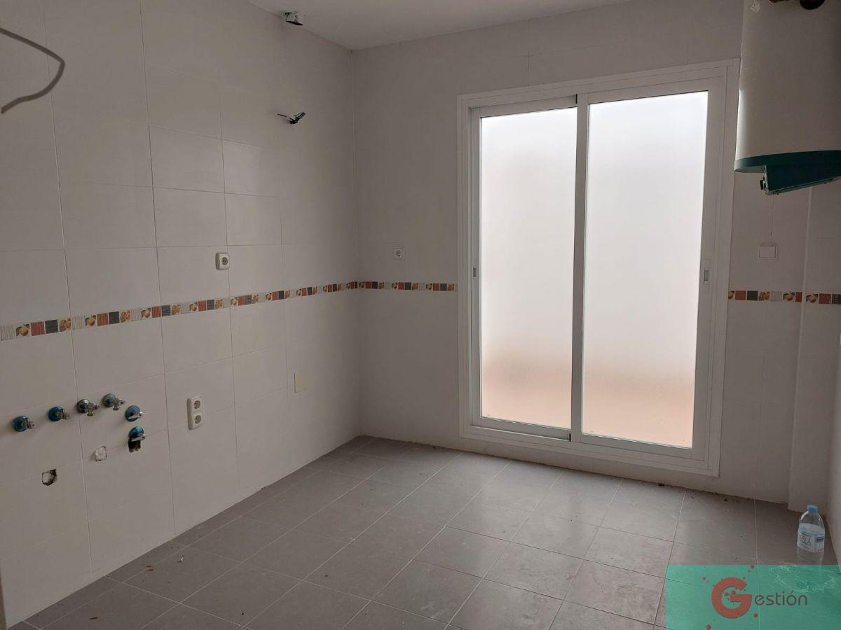 For sale of flat in Salobreña