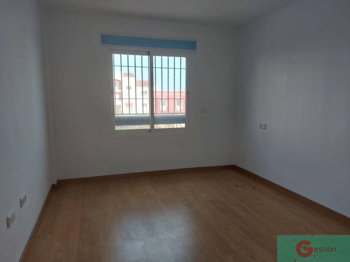 Venta de piso en Salobreña