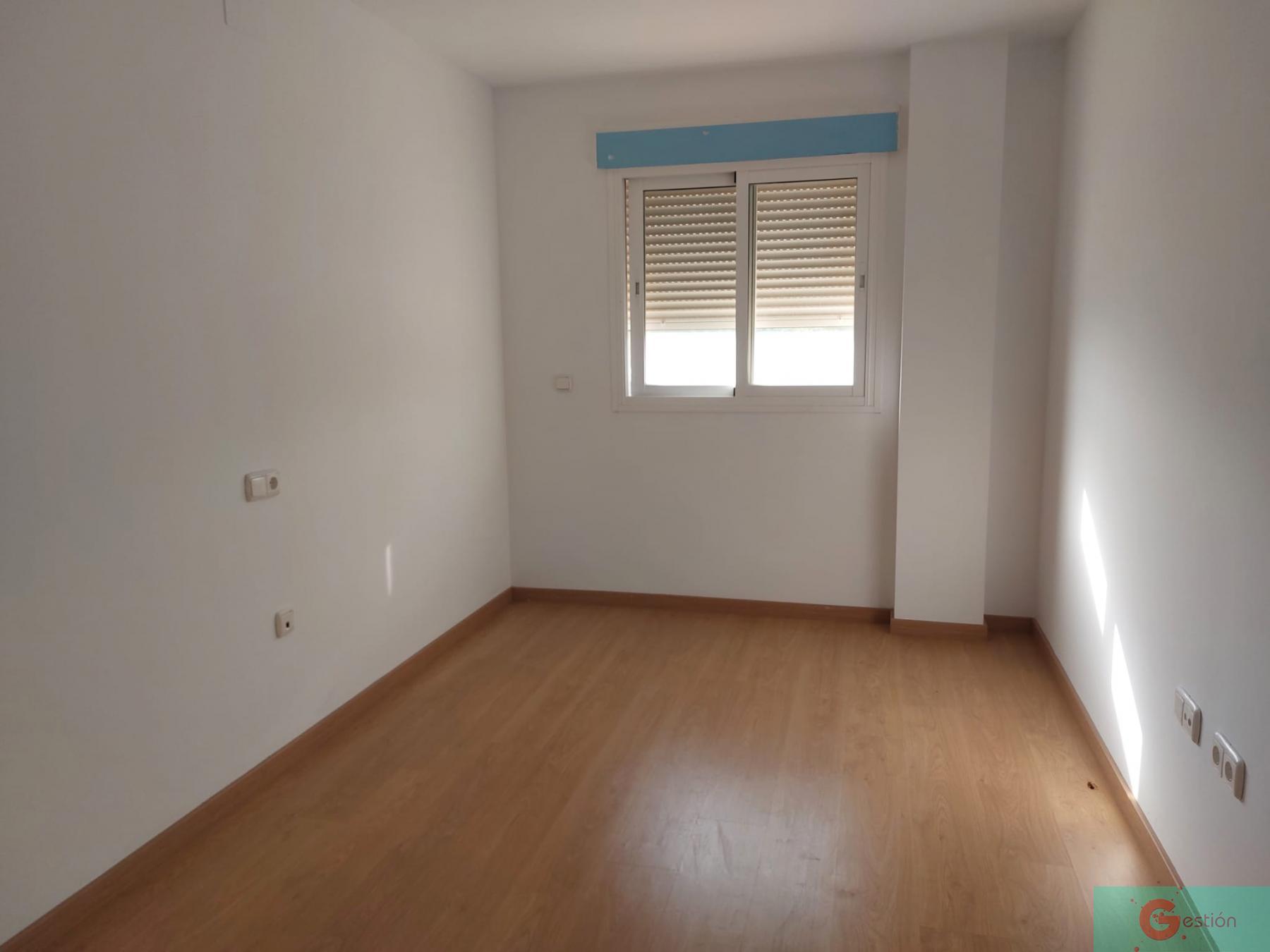 For sale of flat in Salobreña