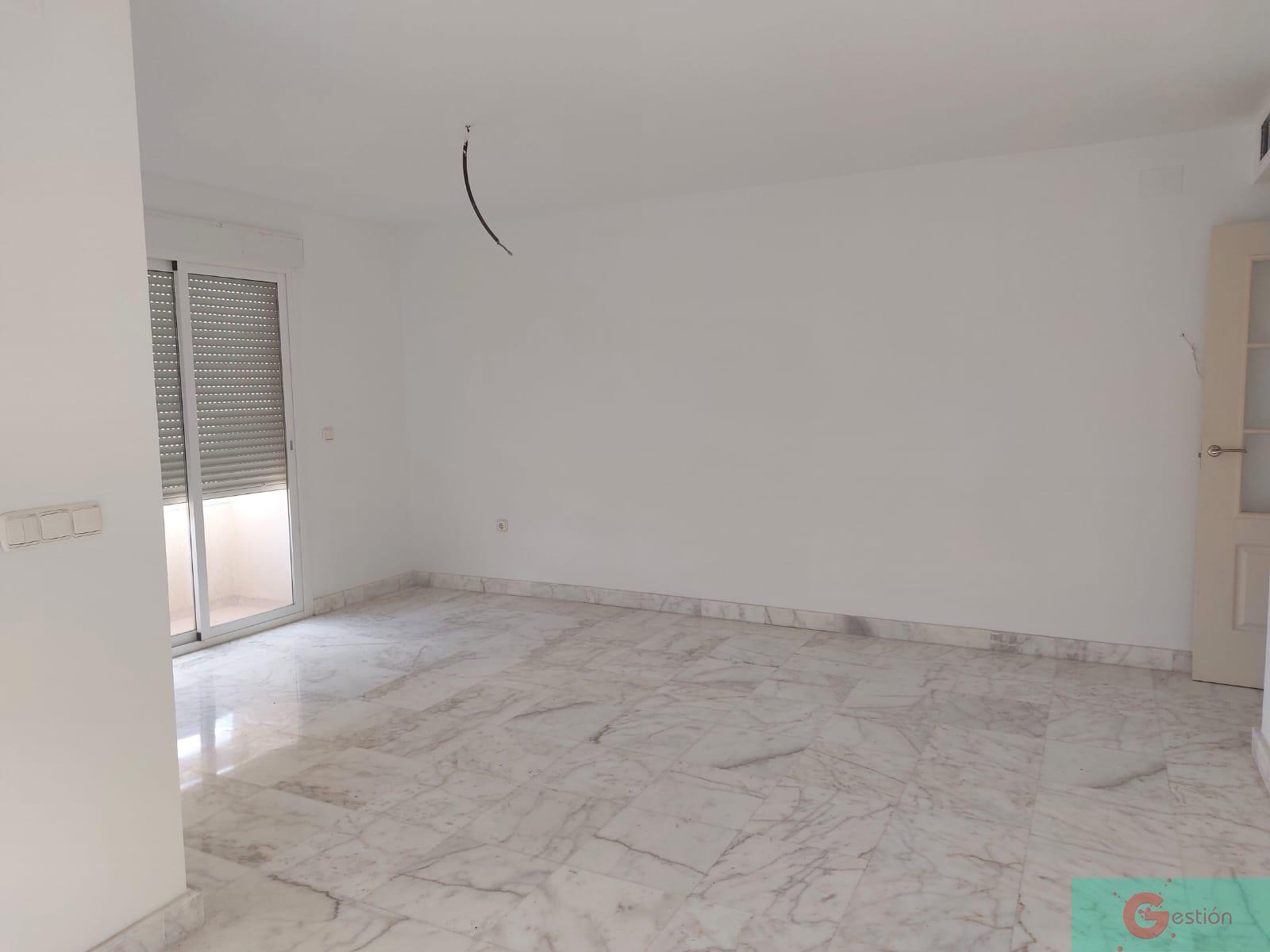 For sale of flat in Salobreña