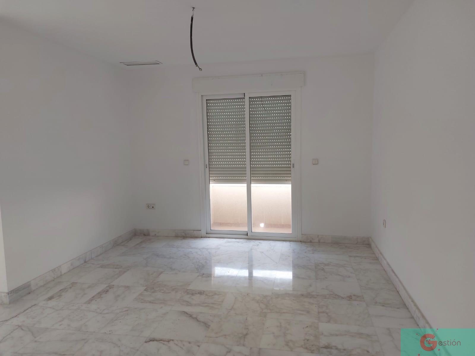 For sale of flat in Salobreña