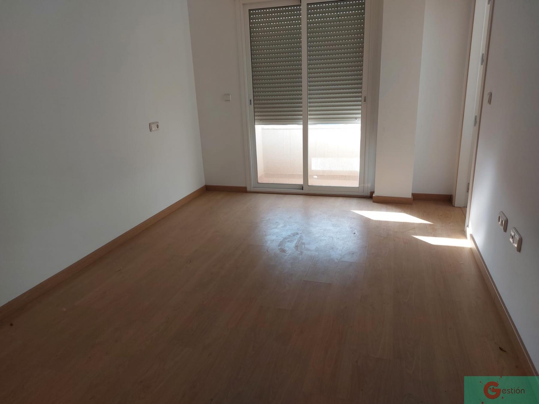 For sale of flat in Salobreña