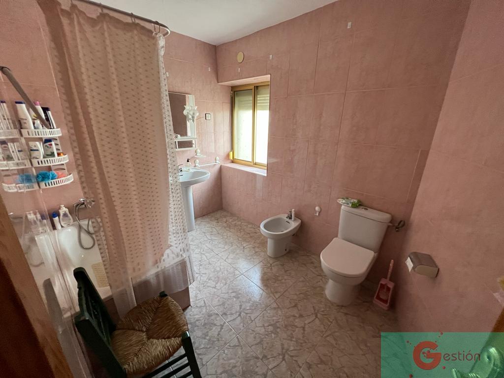 For sale of house in Salobreña