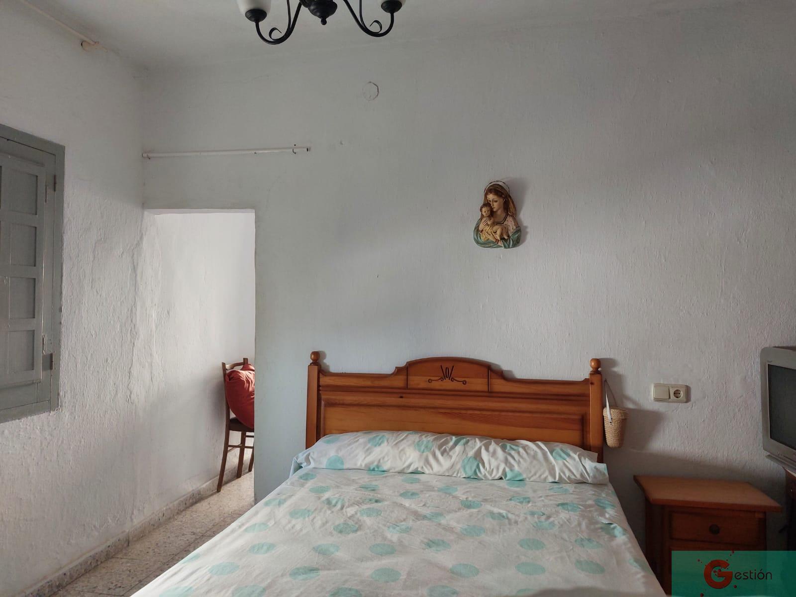 For sale of house in Salobreña