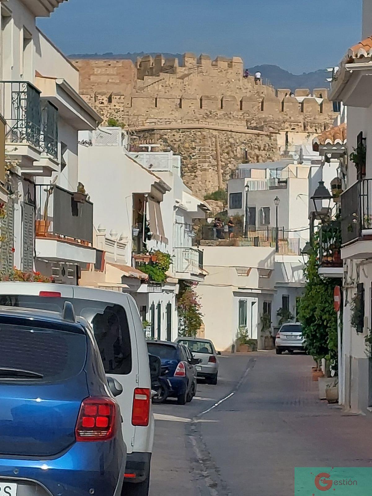 For sale of house in Salobreña