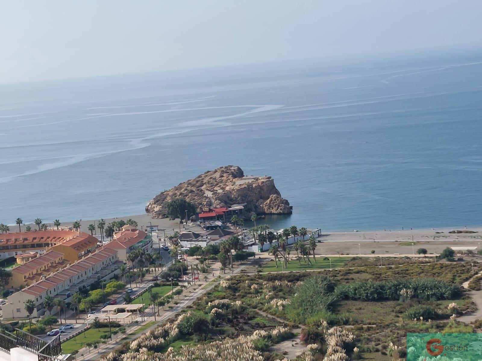 For sale of house in Salobreña