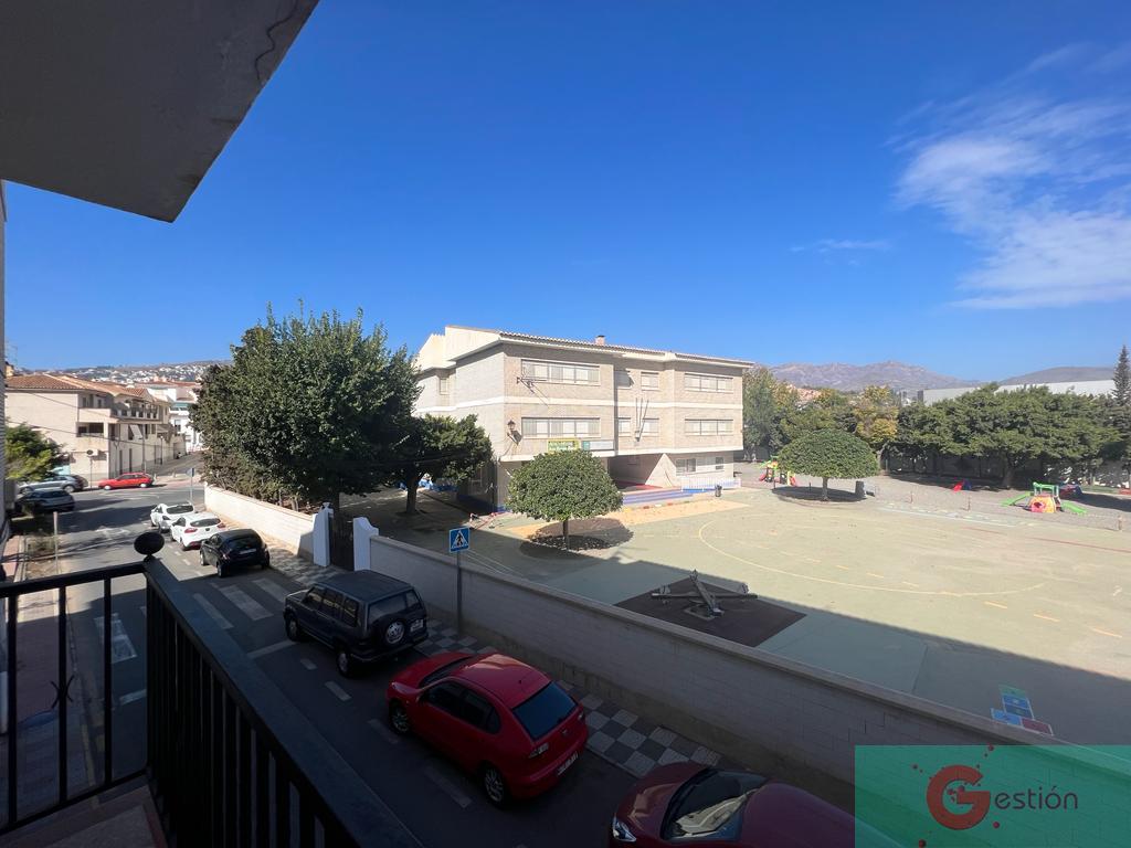 For sale of flat in Salobreña
