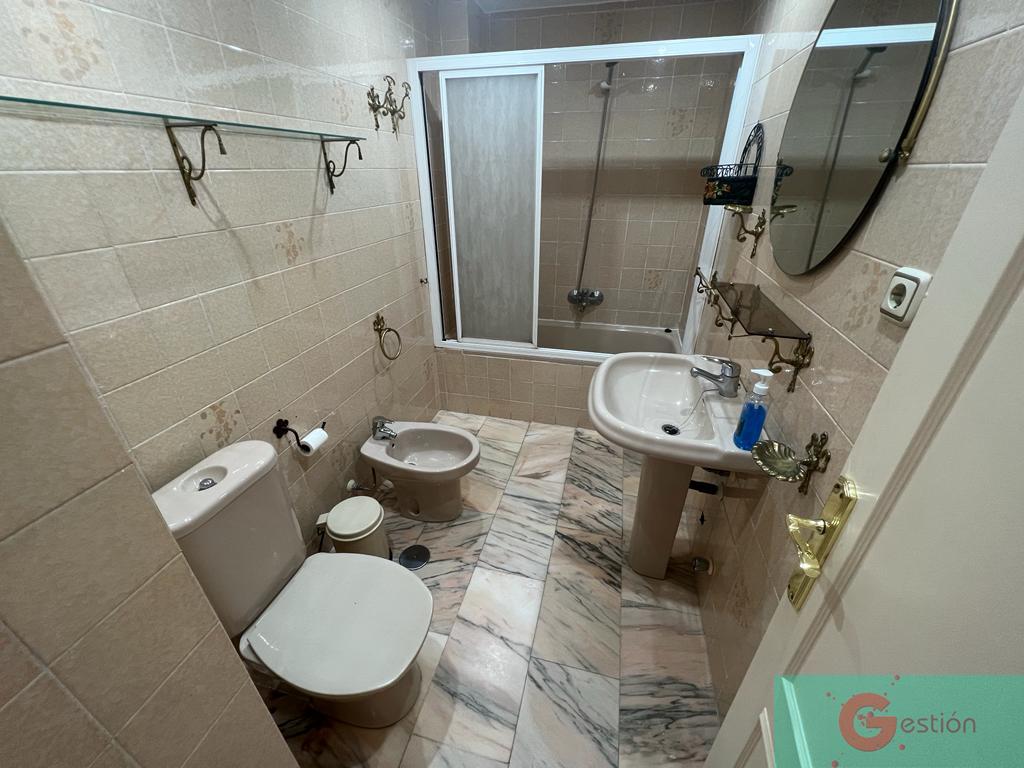 For sale of flat in Salobreña