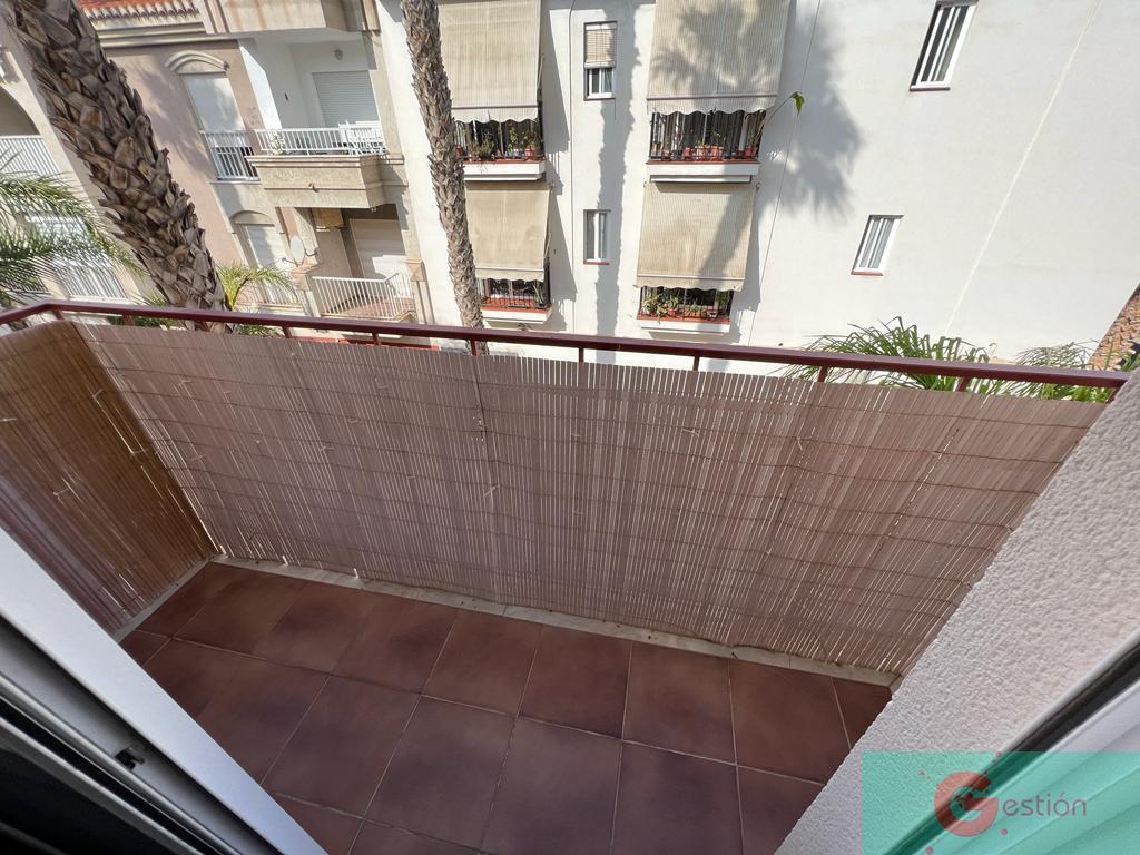 For sale of flat in Salobreña