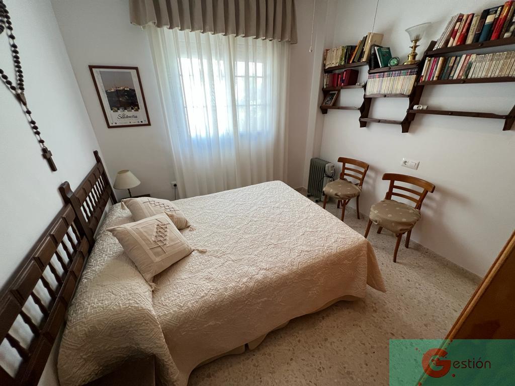 For sale of flat in Salobreña