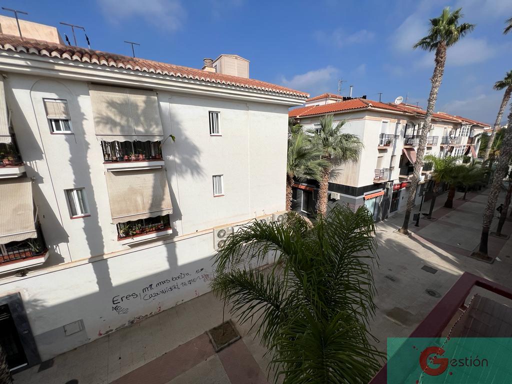 For sale of flat in Salobreña