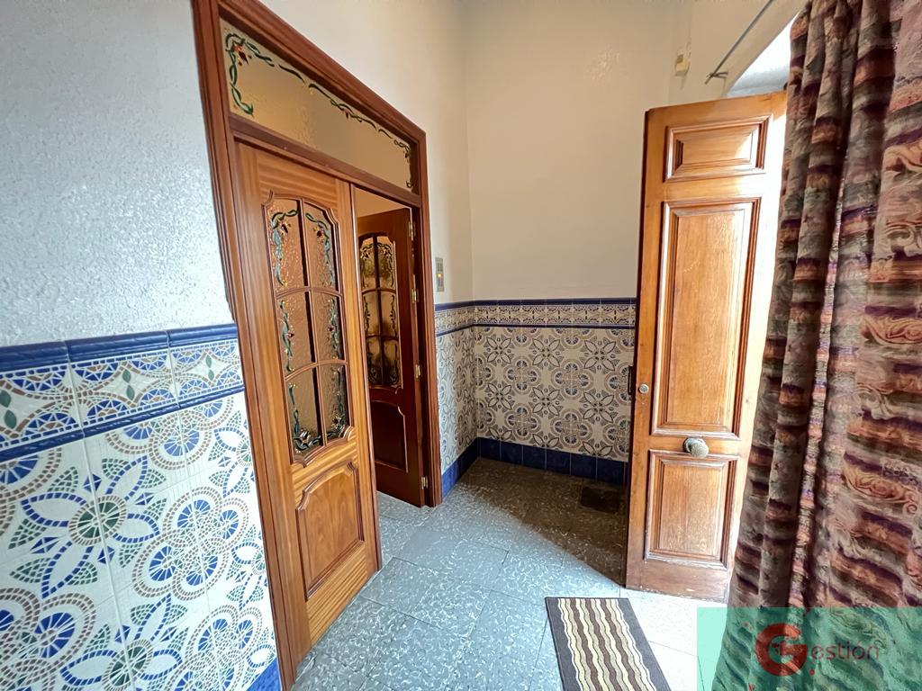 For sale of house in Salobreña