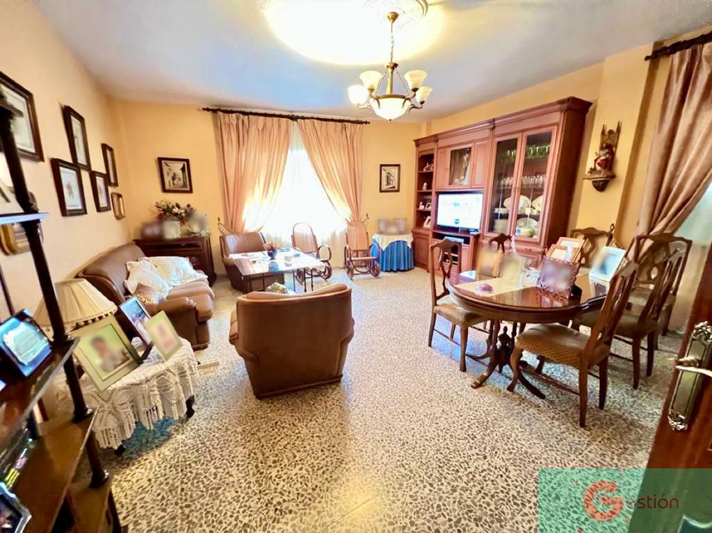 For sale of house in Salobreña