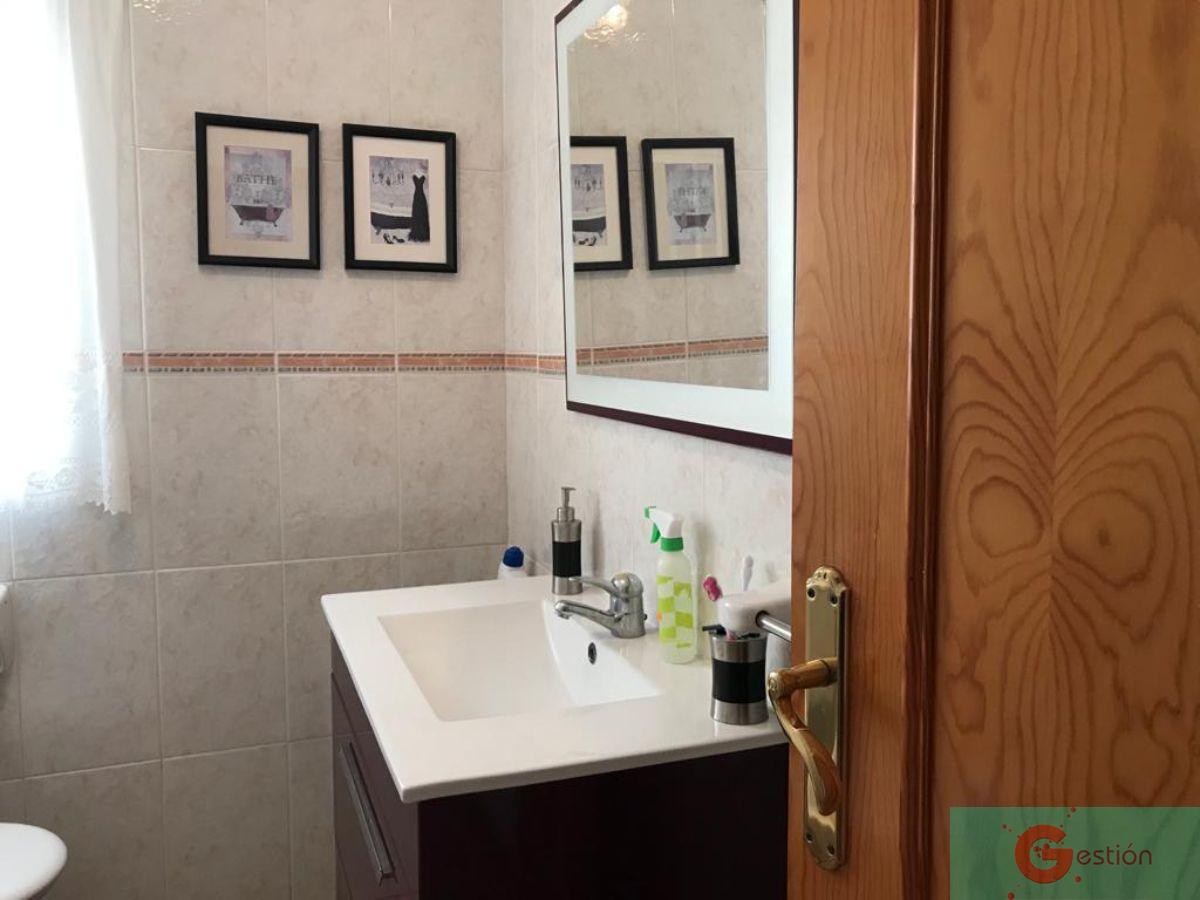 For sale of flat in Salobreña