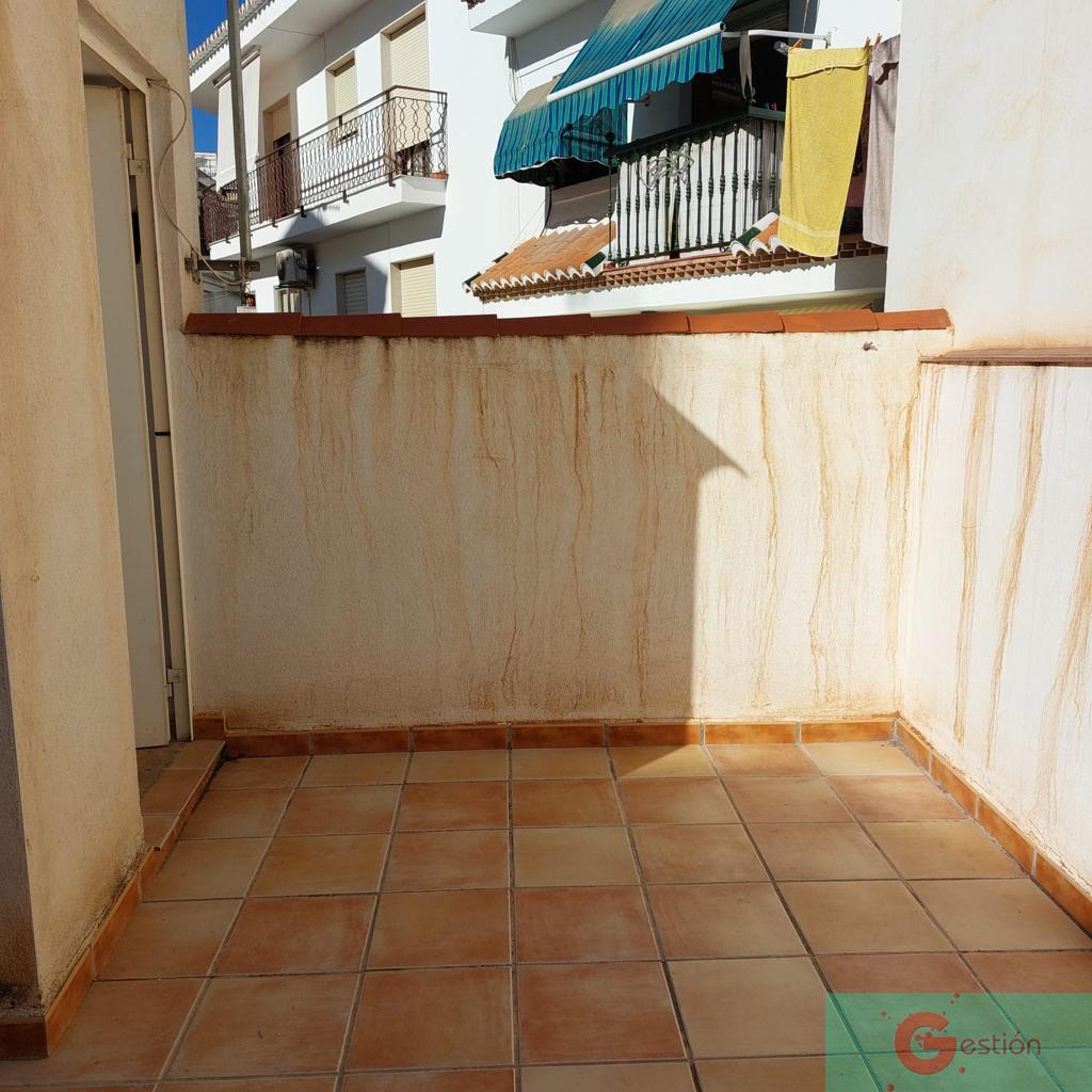 For sale of house in Salobreña