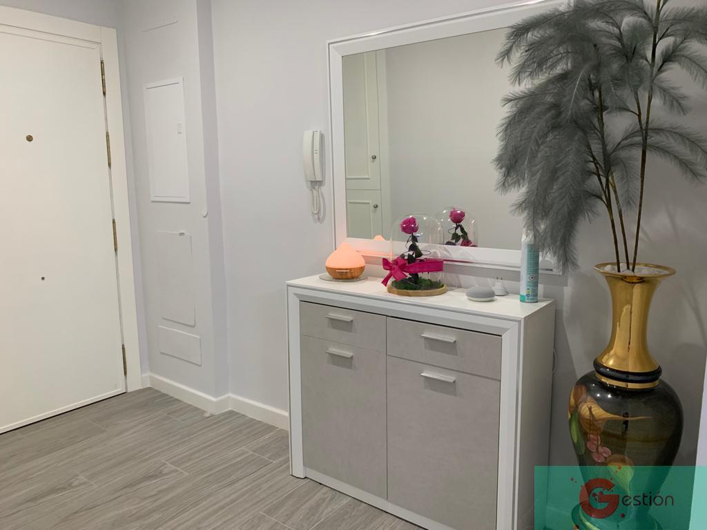 For sale of flat in Salobreña
