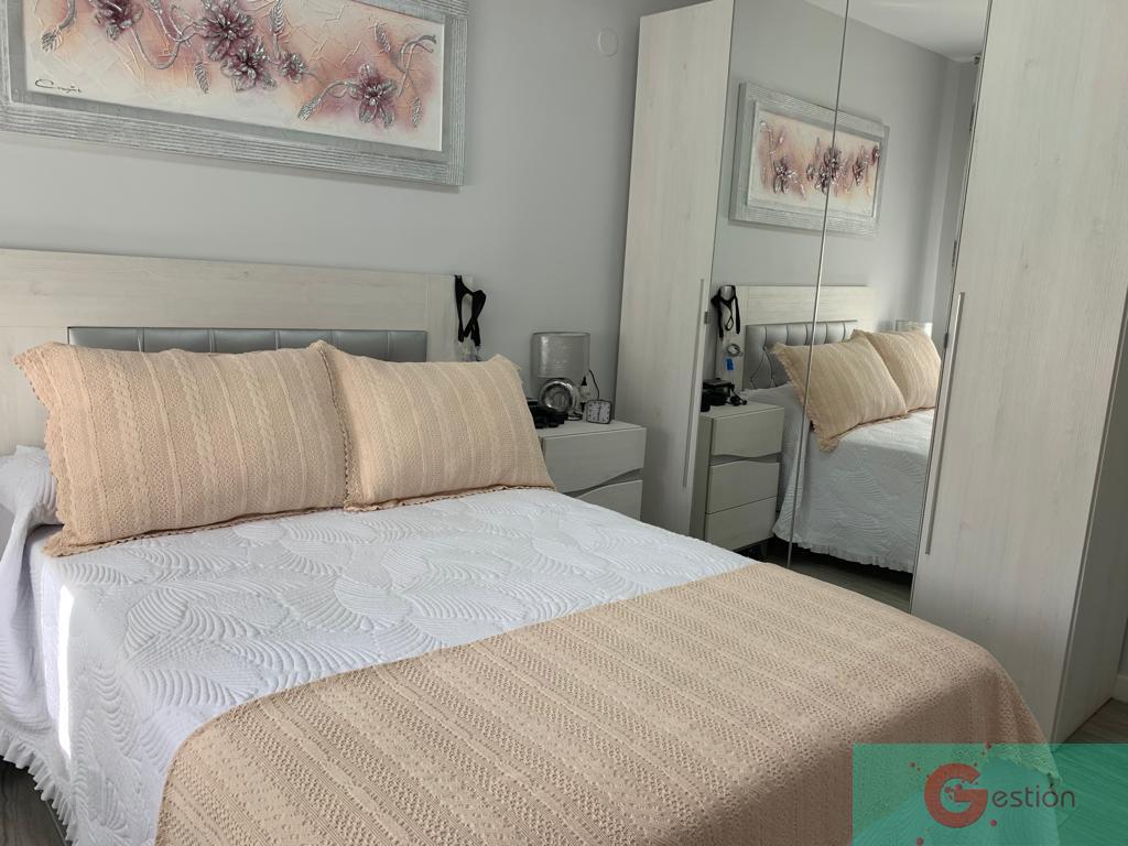 For sale of flat in Salobreña