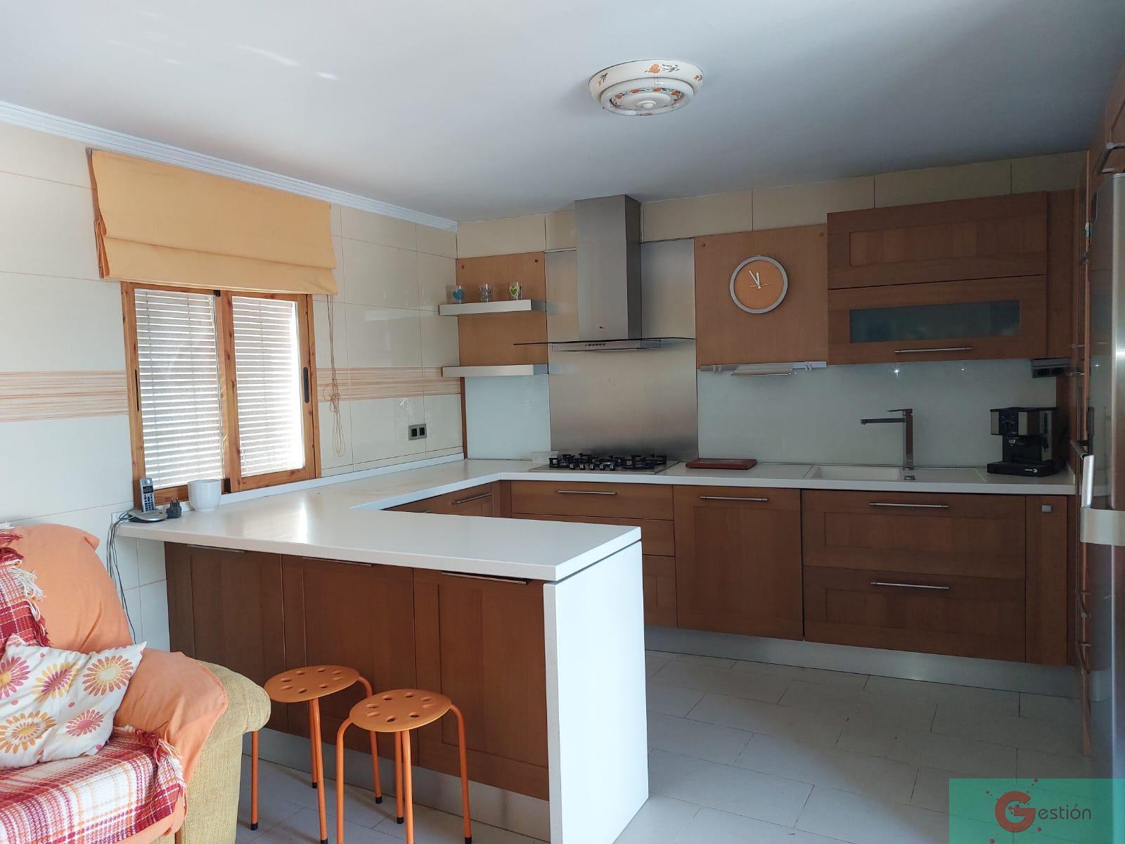 For sale of house in Salobreña