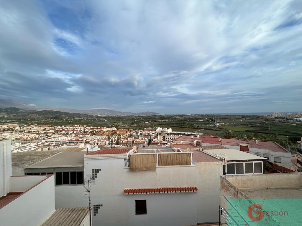 For sale of house in Salobreña