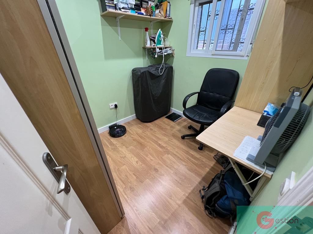 For sale of house in Salobreña