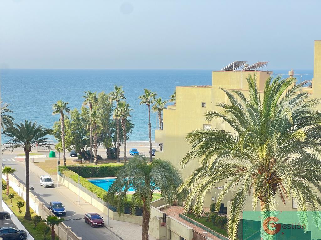 For sale of apartment in Salobreña