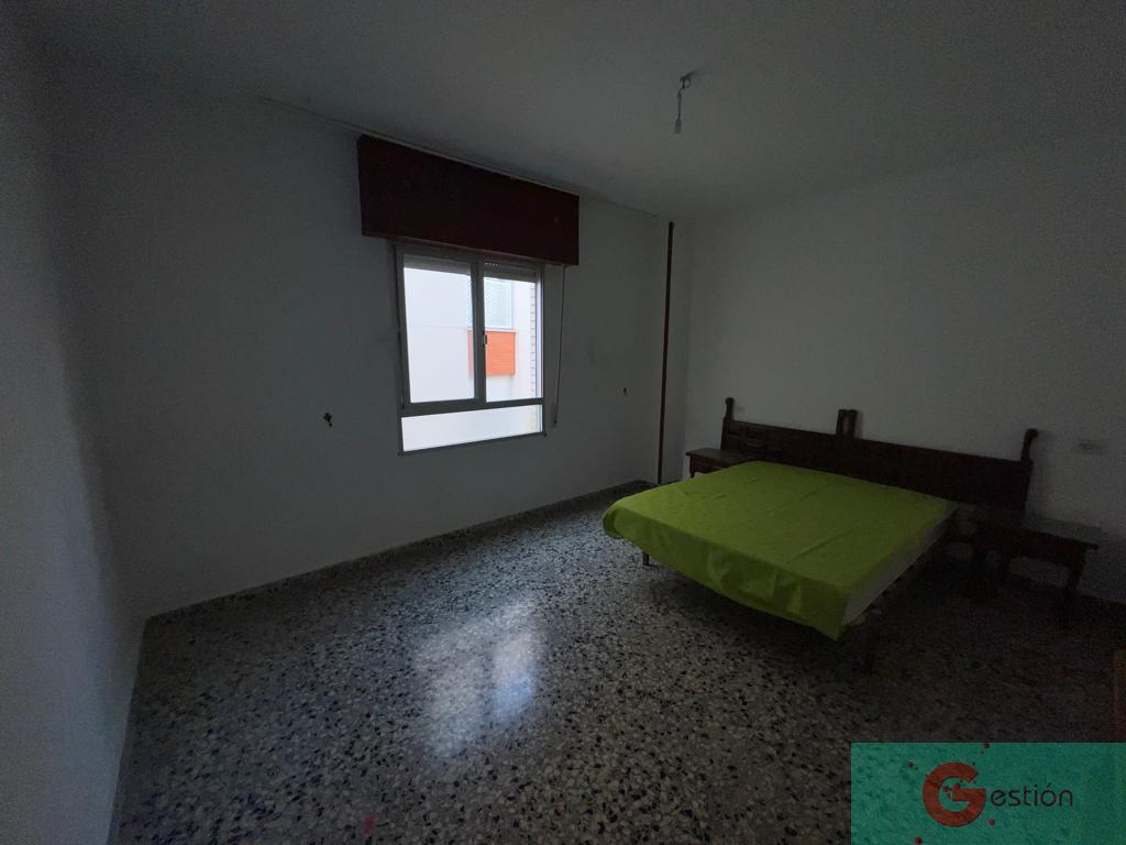 For sale of flat in Salobreña