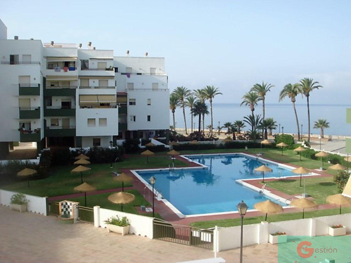 For sale of apartment in Salobreña