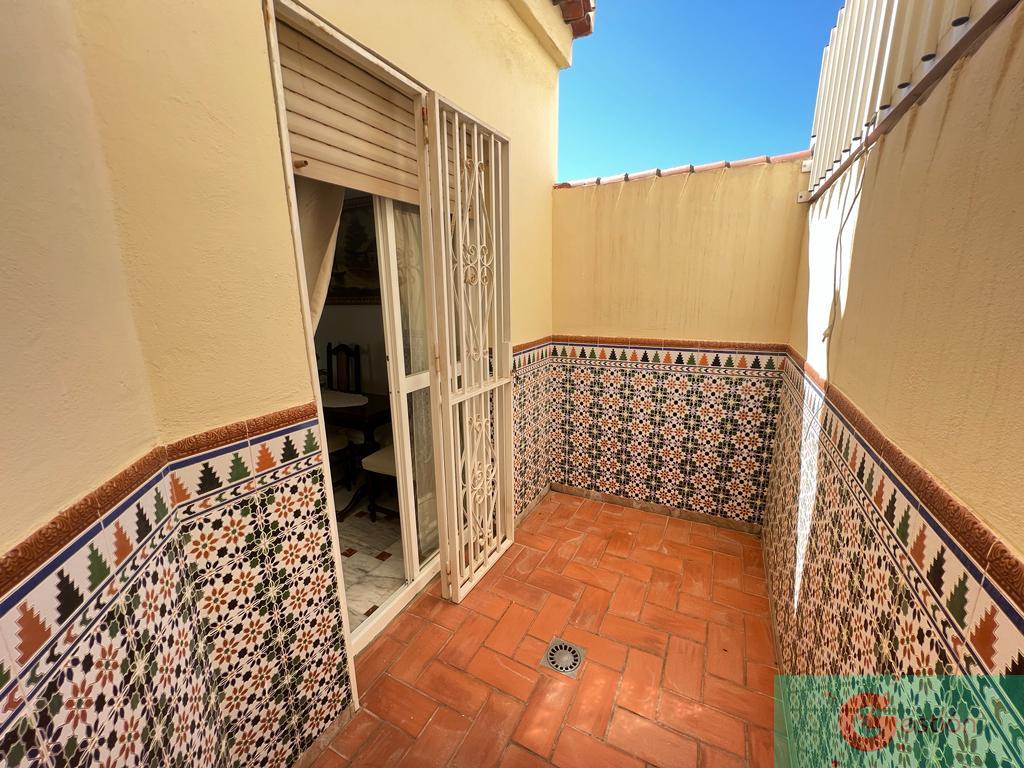 For sale of house in Salobreña