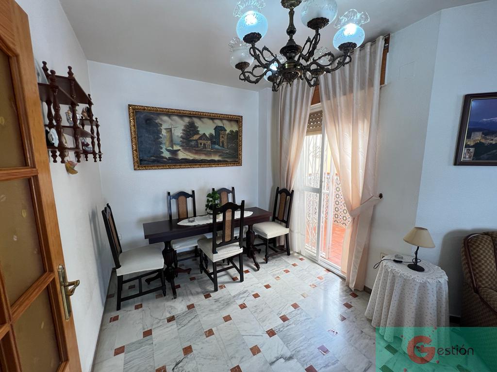 For sale of house in Salobreña