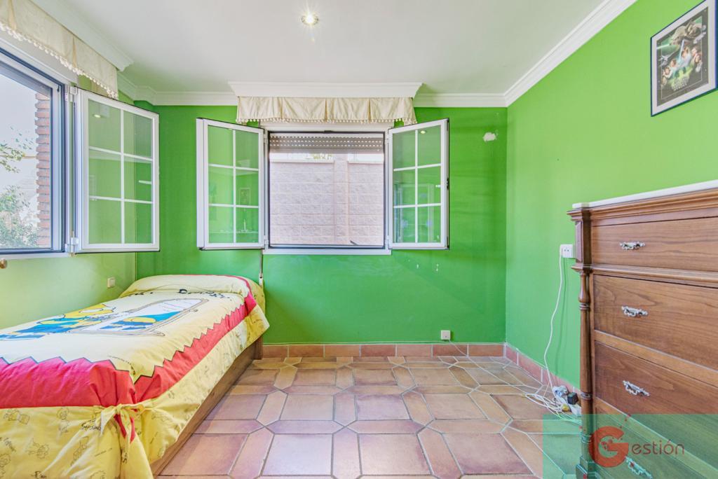 For sale of chalet in Otura