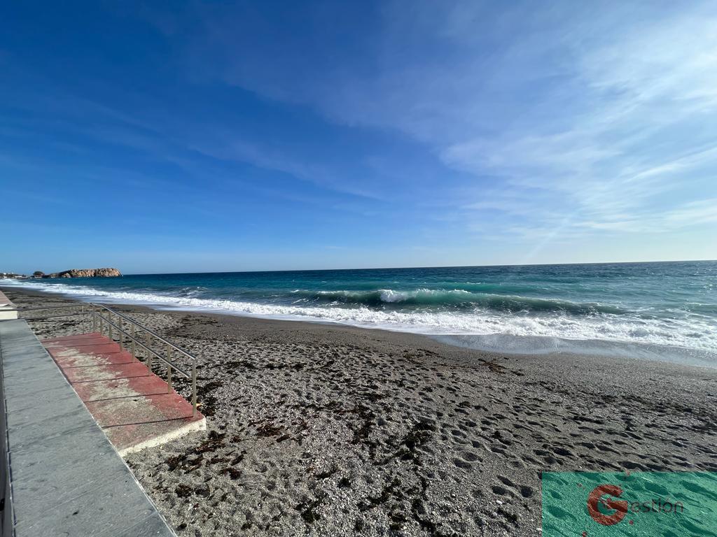 For sale of apartment in Salobreña