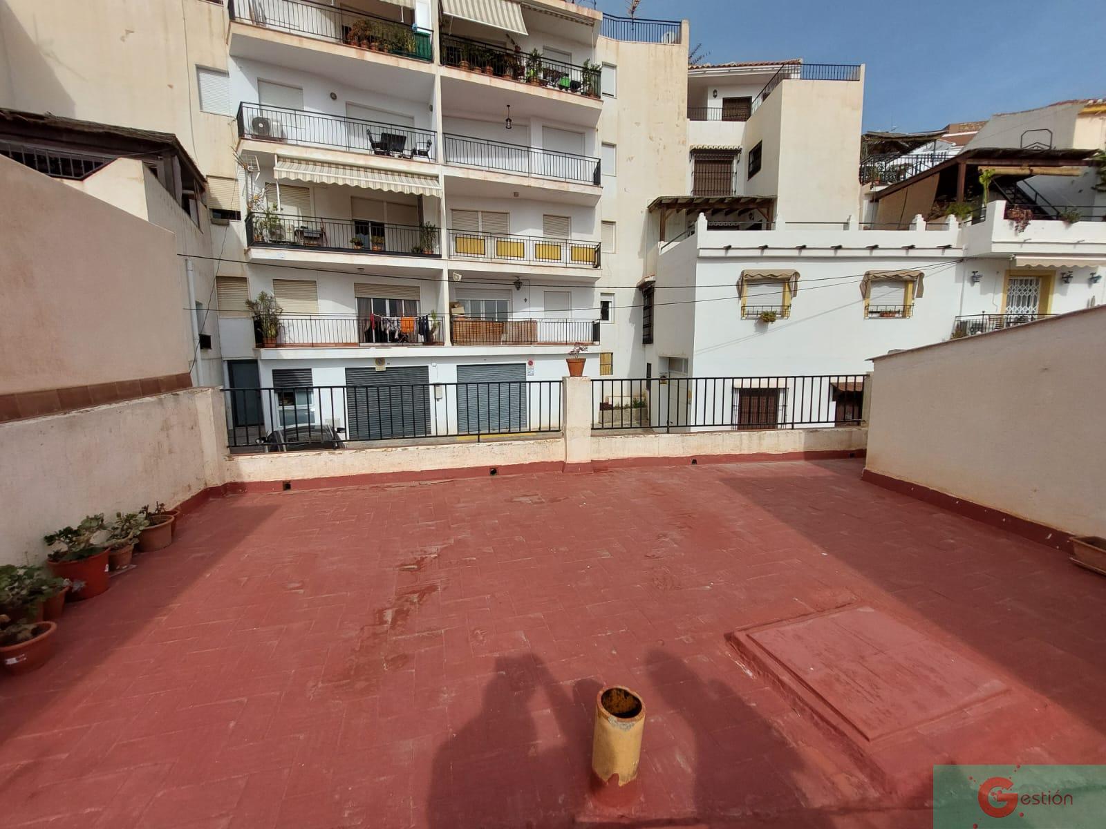 For sale of house in Salobreña