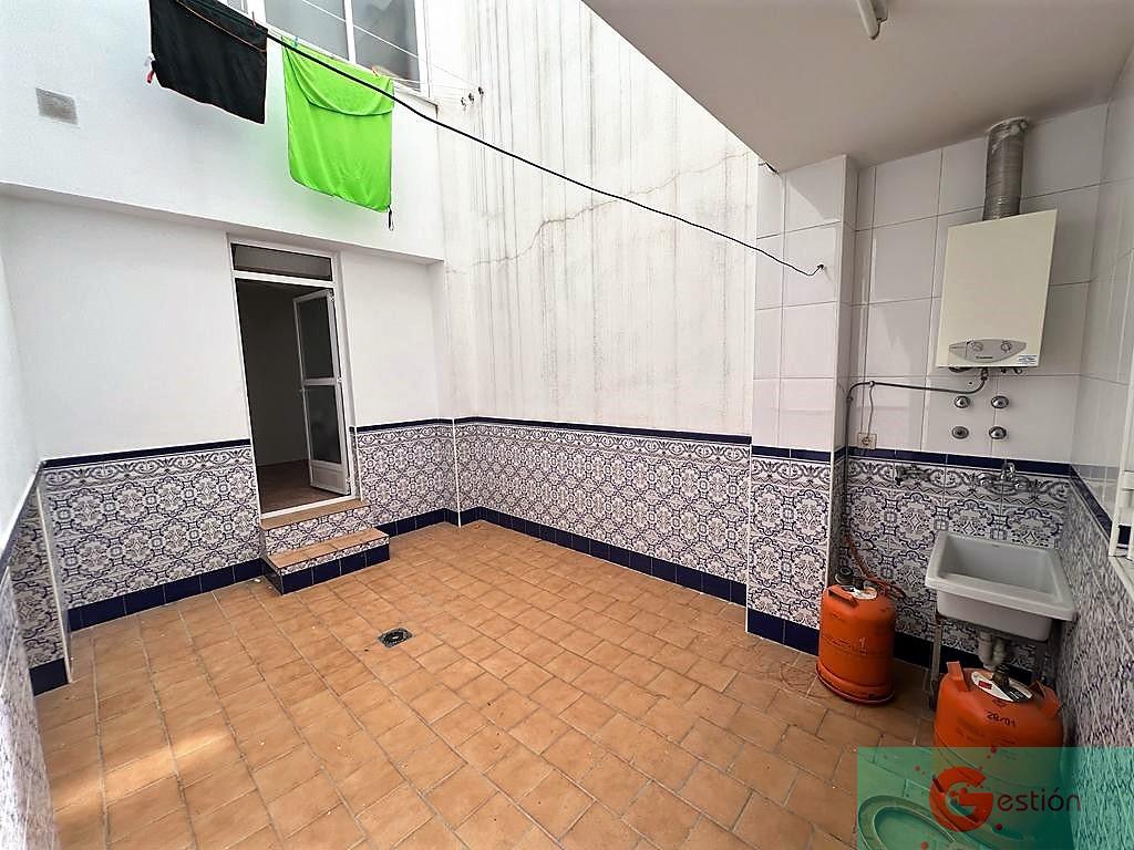 For sale of flat in Salobreña