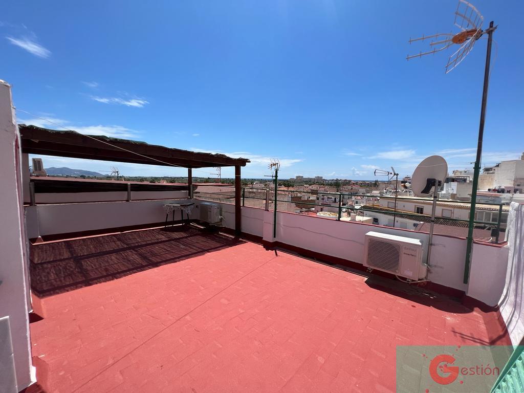 For sale of house in Salobreña