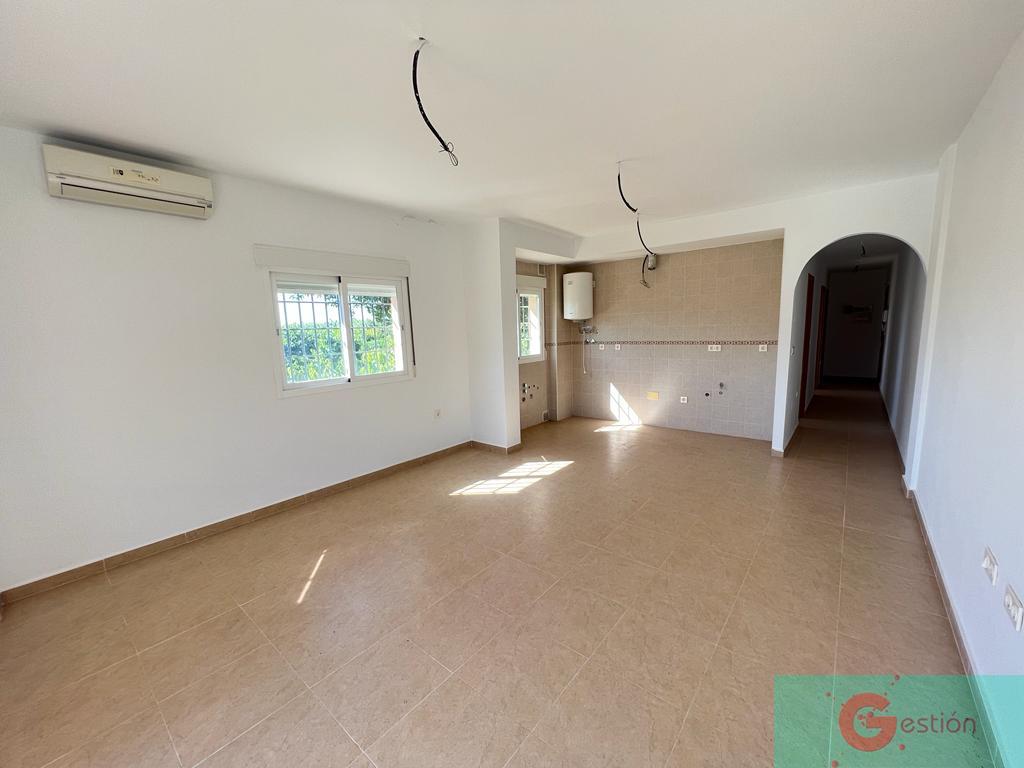 For sale of apartment in Salobreña