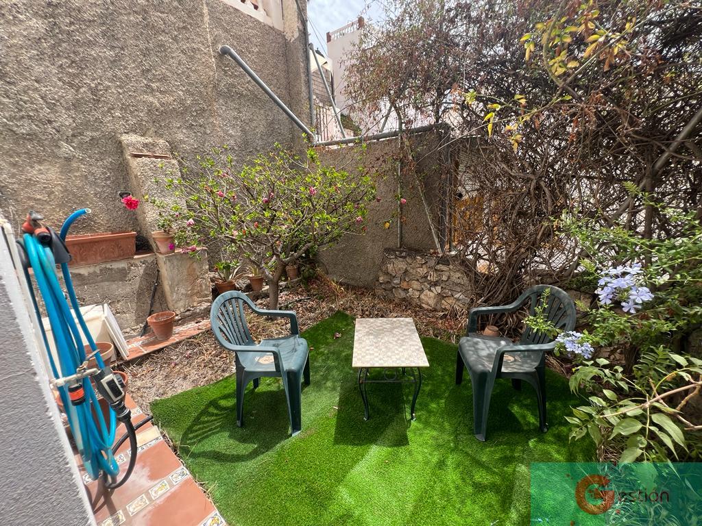 For sale of house in Salobreña