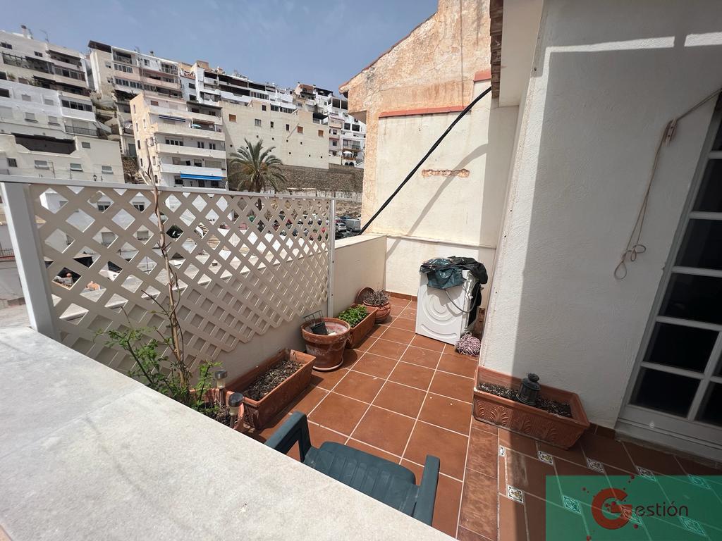 For sale of house in Salobreña