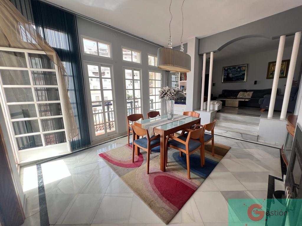 For sale of house in Salobreña