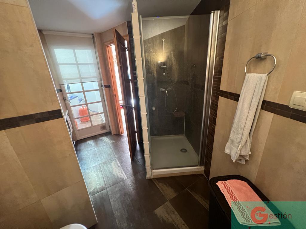 For sale of house in Salobreña