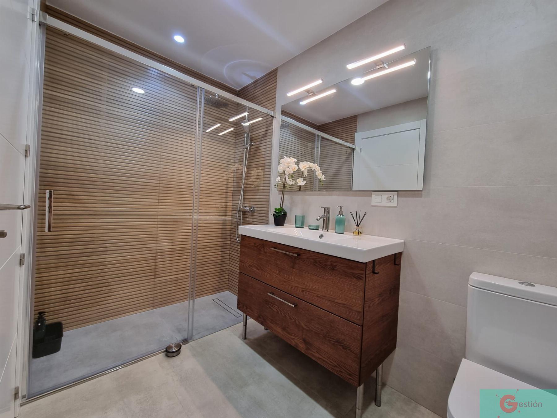 For sale of flat in Motril