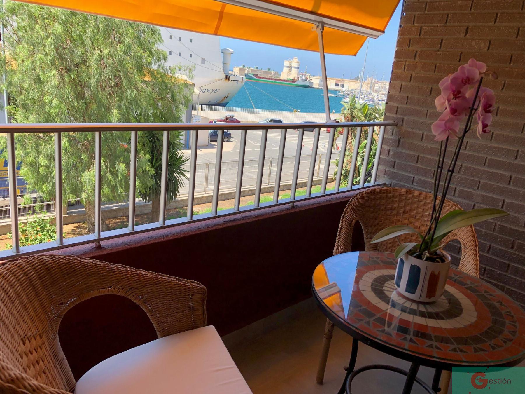 For sale of flat in Motril