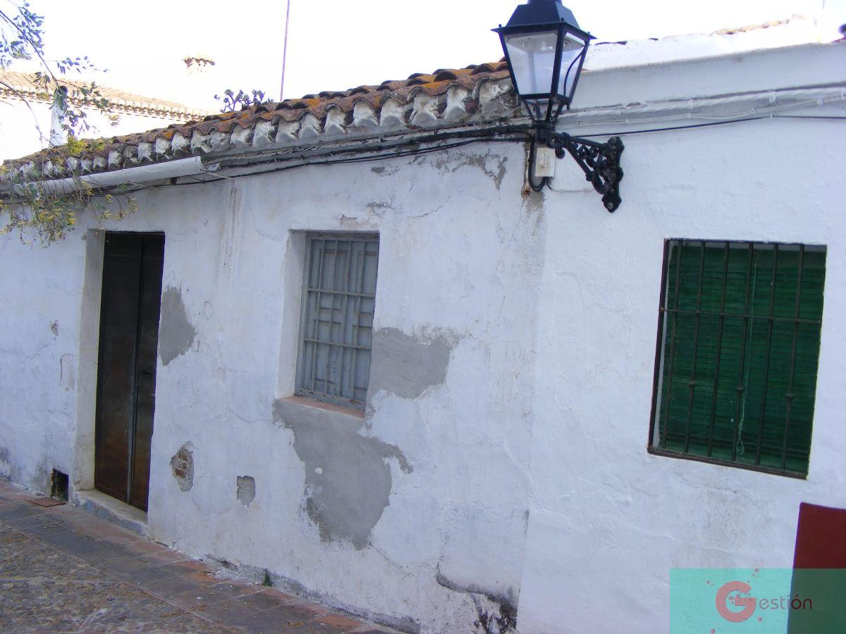 For sale of house in Salobreña