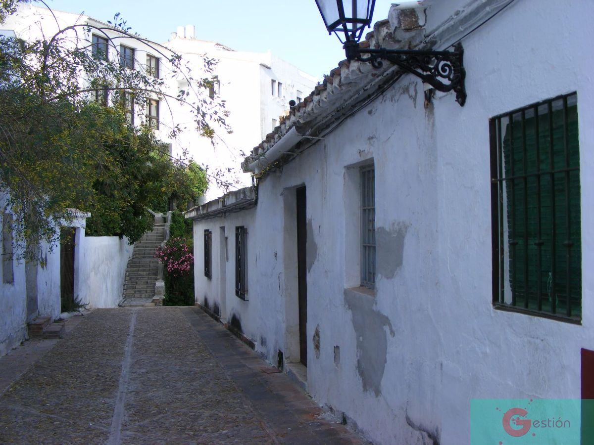 For sale of house in Salobreña