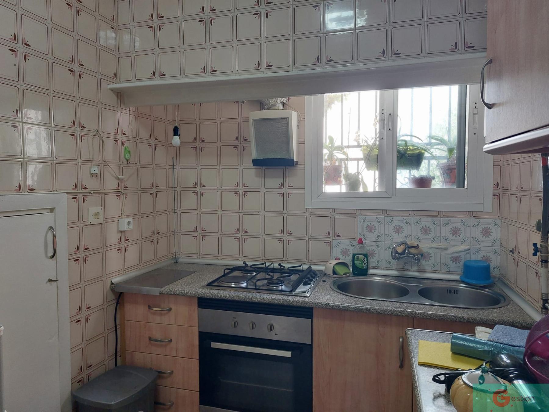 For sale of house in Salobreña